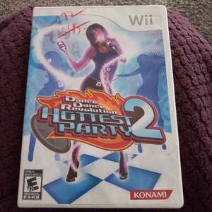 Nintendo Wii Dance Dance Revolution Hottest Party 2 Video Game Fun